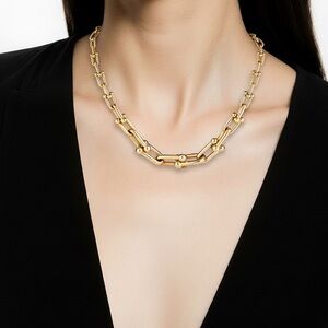 Elegant Gold Chain Necklace